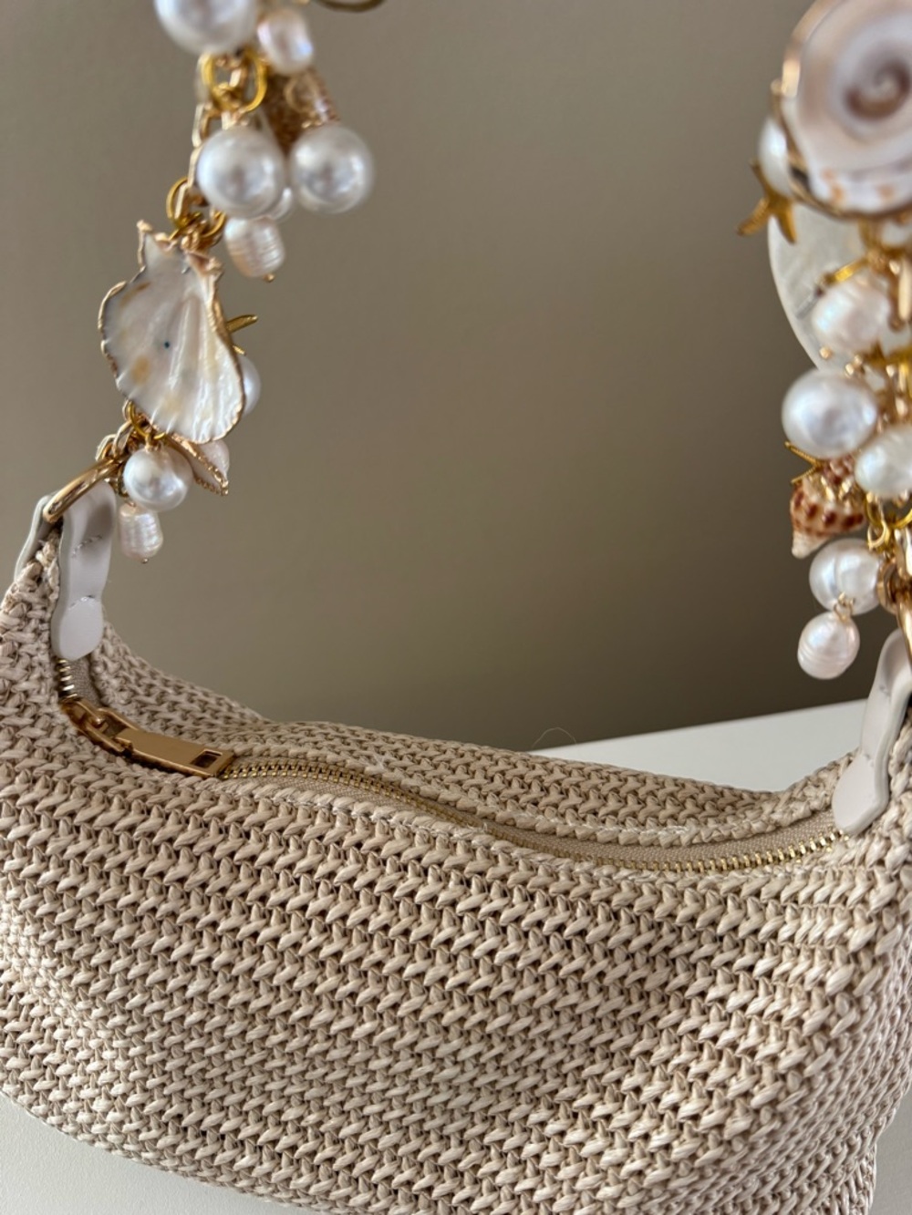 Seashell Purse - Picture 5 of 10